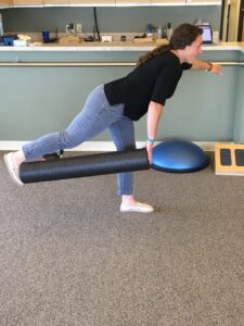 Single leg deadlift with foam roller