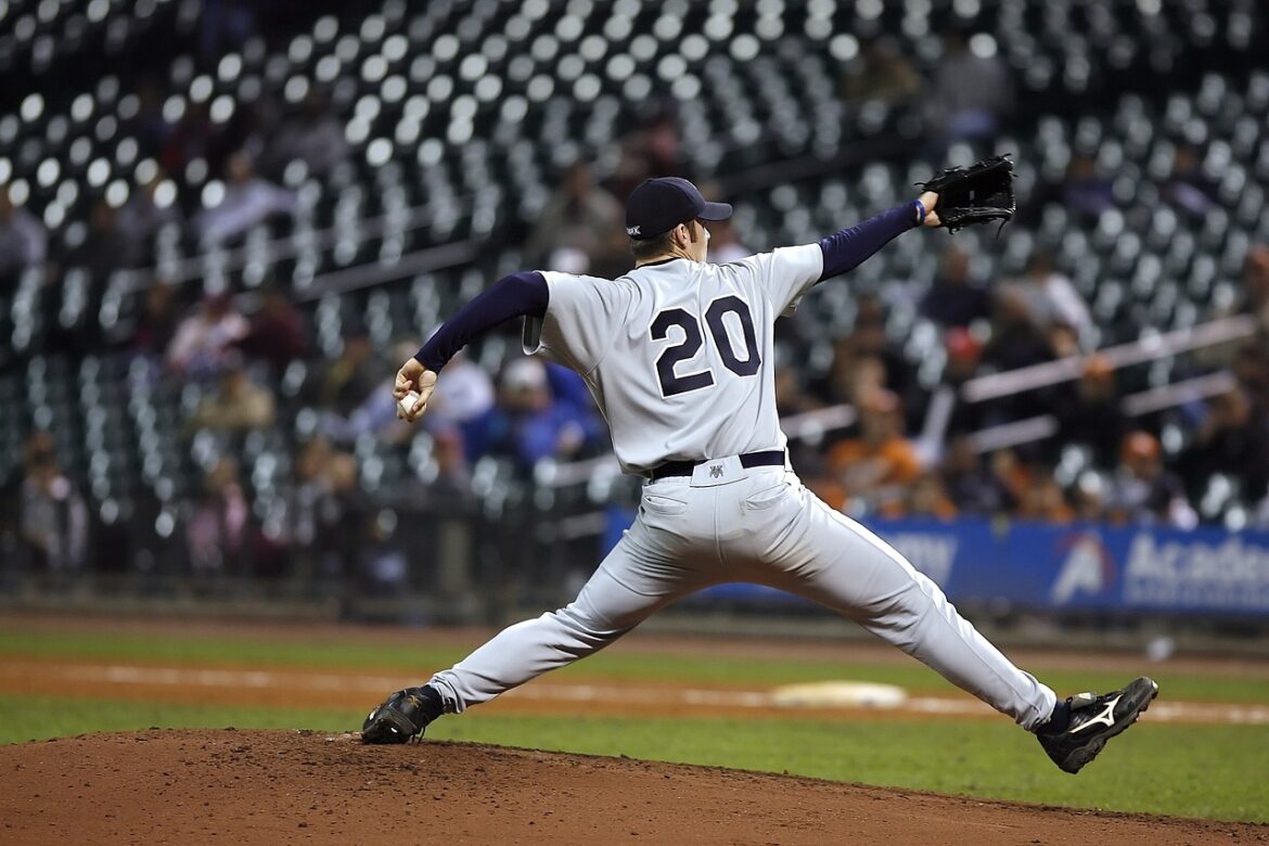 pitcher throwing pitch, importance of pitching video analysis